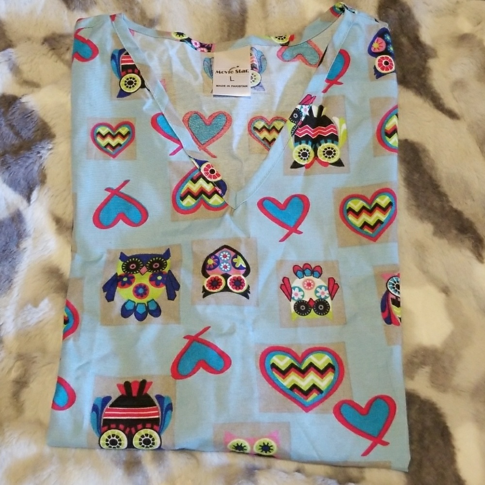Scrub top- Owl/ heart print